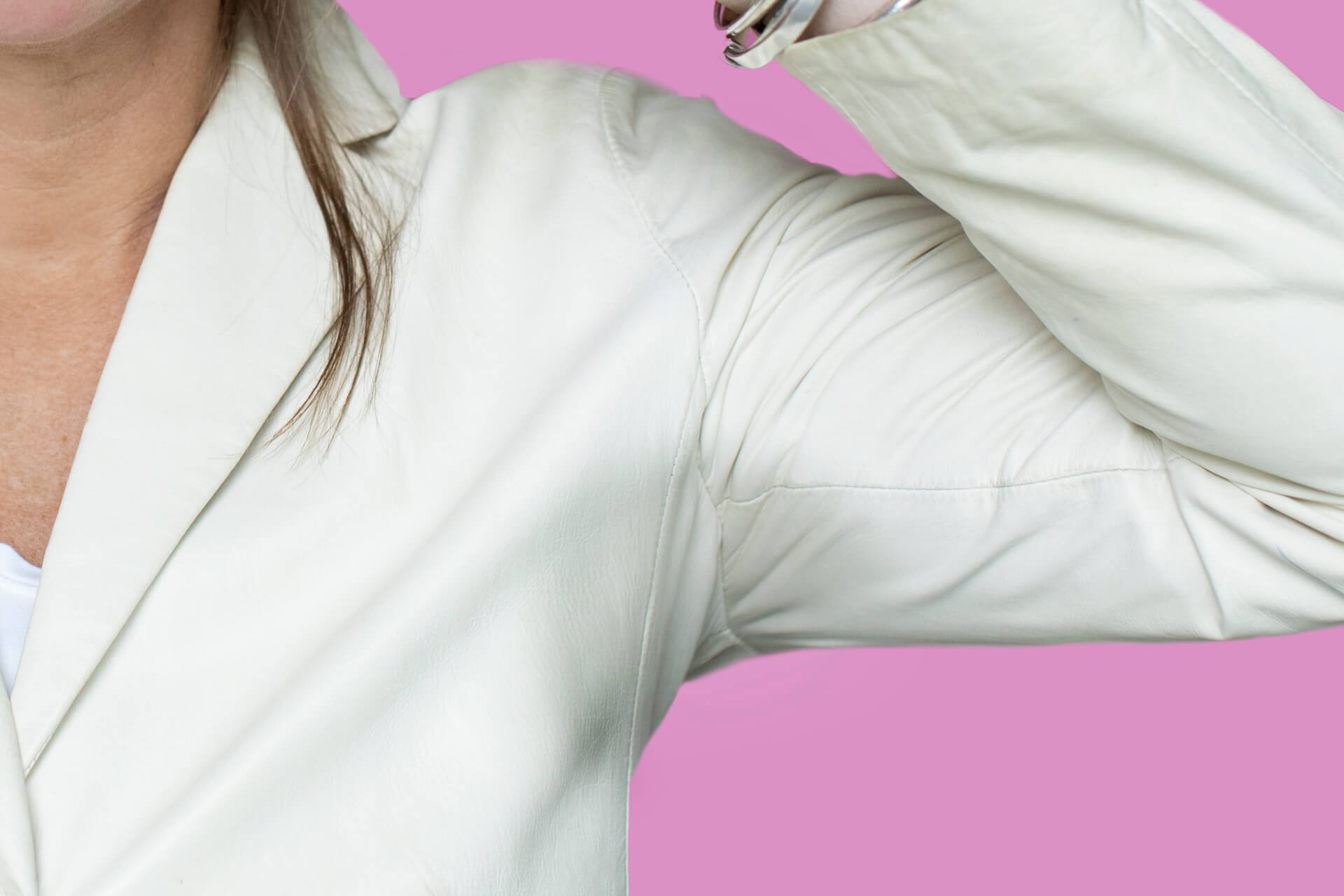 Overmatig zweten verminderen doe je bij Sanaetio in Almelo. Ook op locatie. Vanaf €400